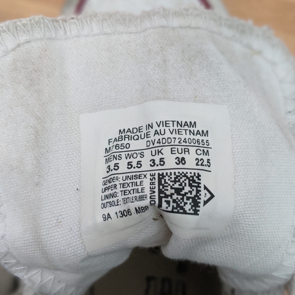 Converse Bundle - Picture 4 of 6